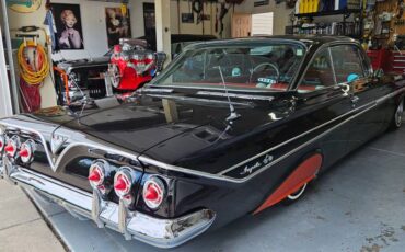 Chevrolet-impala-1961-black-2