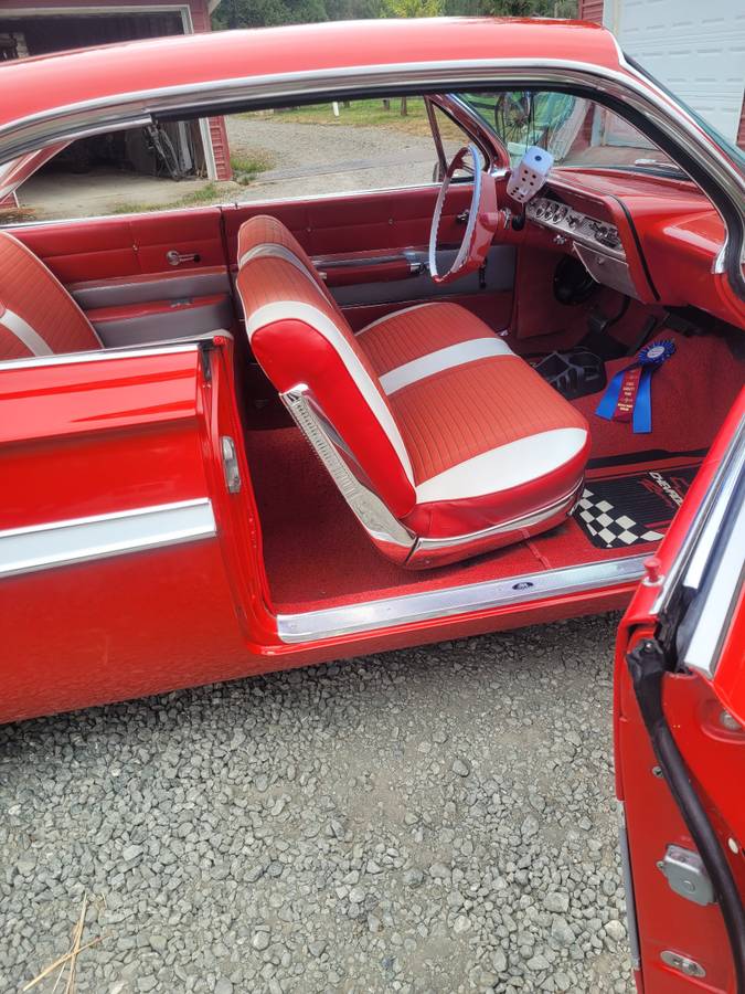 Chevrolet-impala-1961-red-5