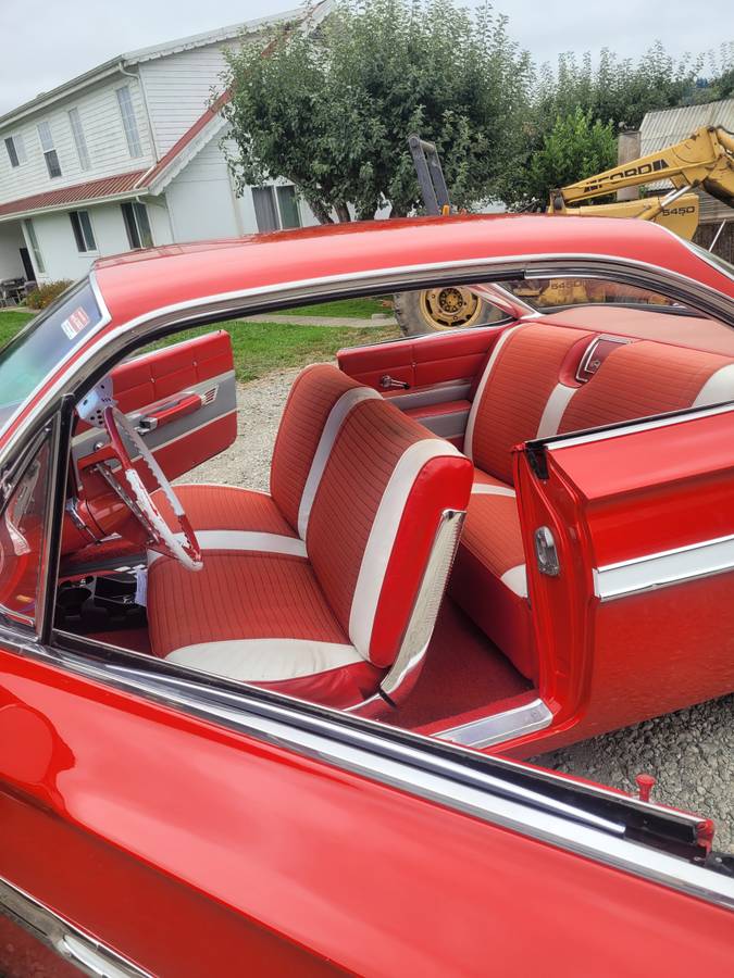 Chevrolet-impala-1961-red-7