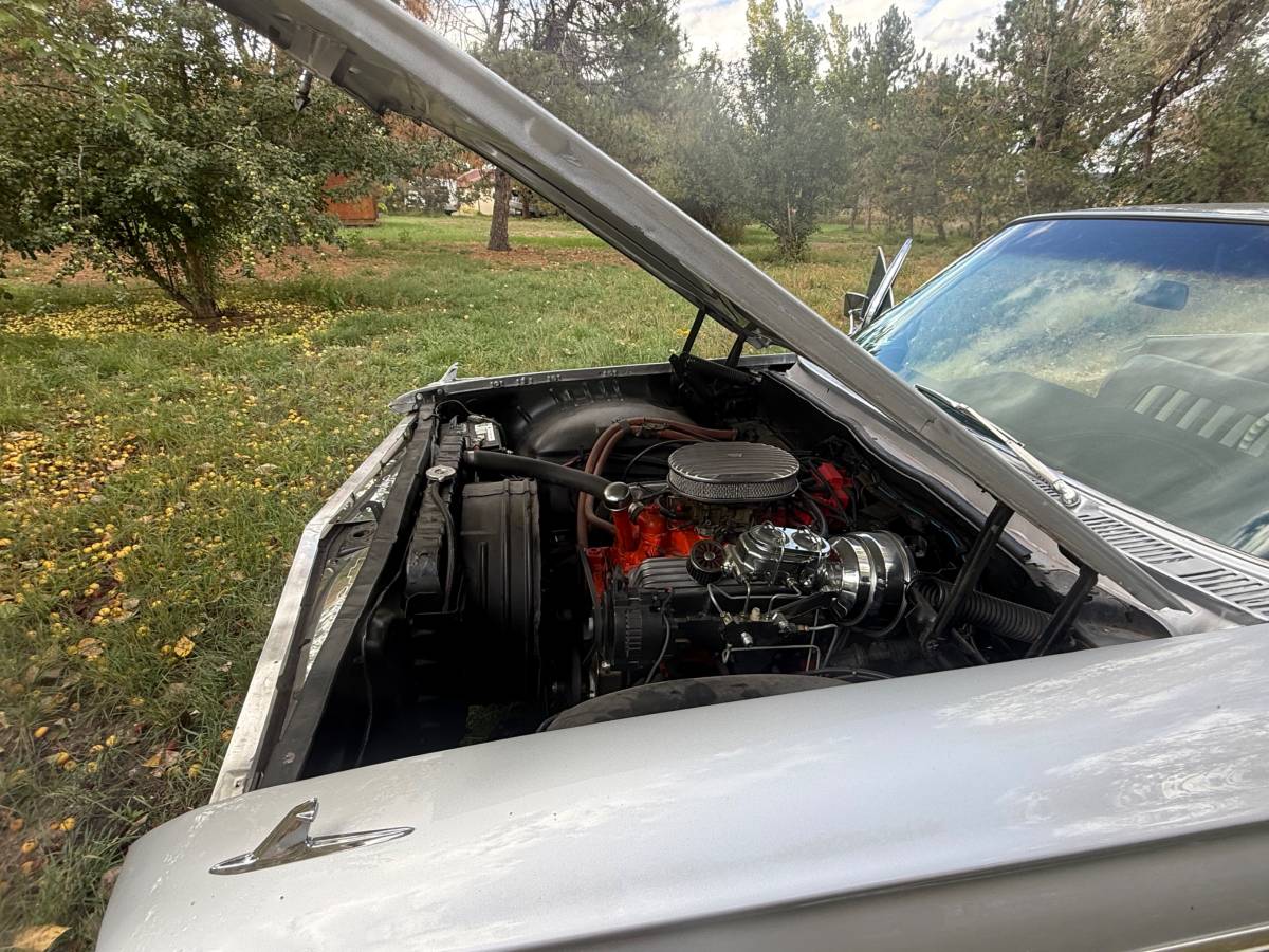 Chevrolet-impala-1961-silver-5