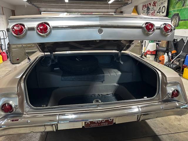 Chevrolet-impala-1962-19