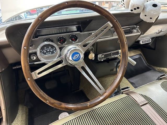 Chevrolet-impala-1962-3