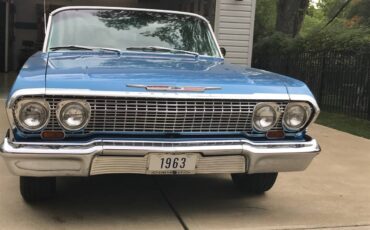 Chevrolet-impala-1963-blue-3