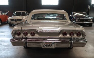 Chevrolet-impala-1963-grey-9