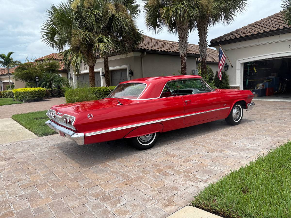 Chevrolet-impala-1963-red-14