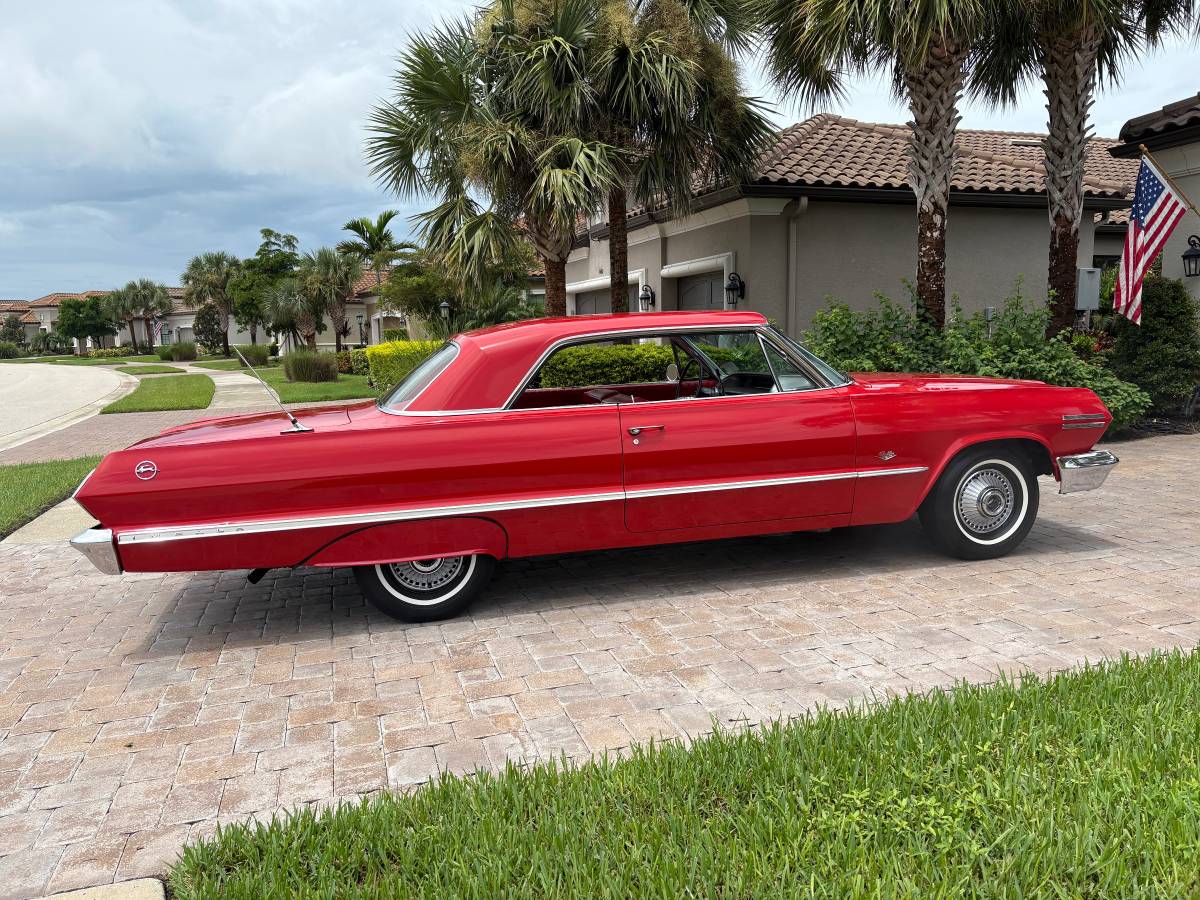 Chevrolet-impala-1963-red-17