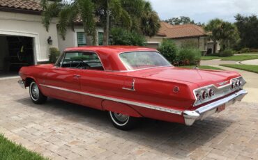 Chevrolet-impala-1963-red-23