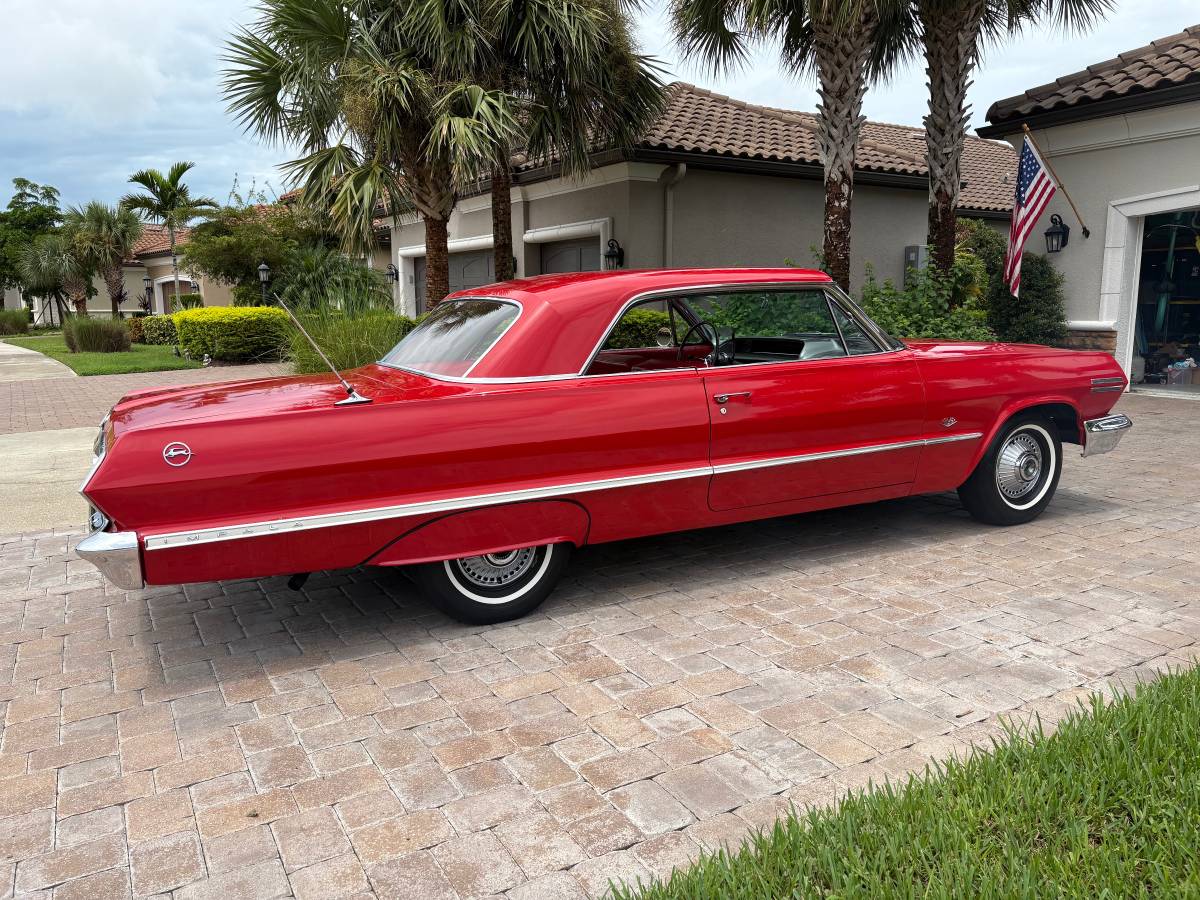 Chevrolet-impala-1963-red-26