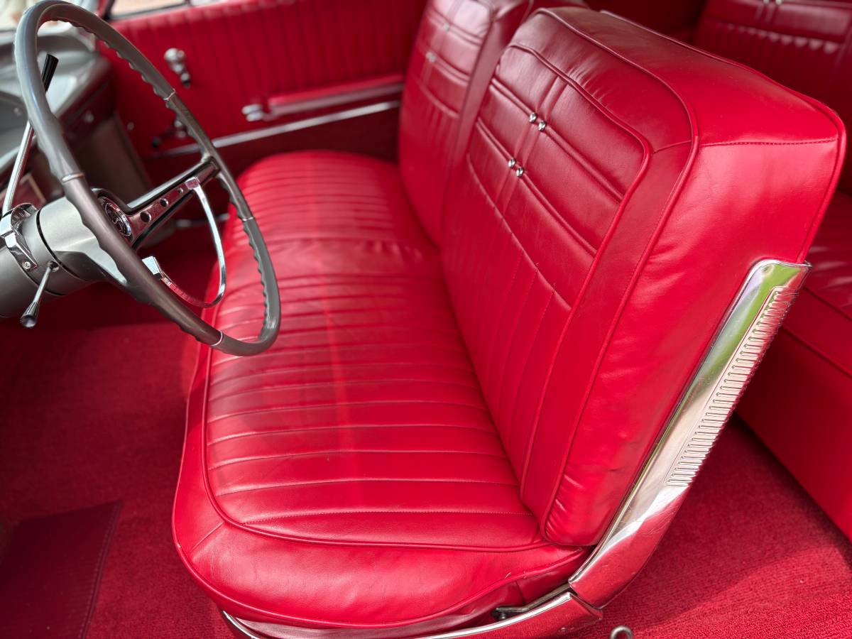 Chevrolet-impala-1963-red-36