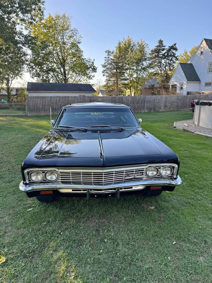 Chevrolet-impala-1966-black-11