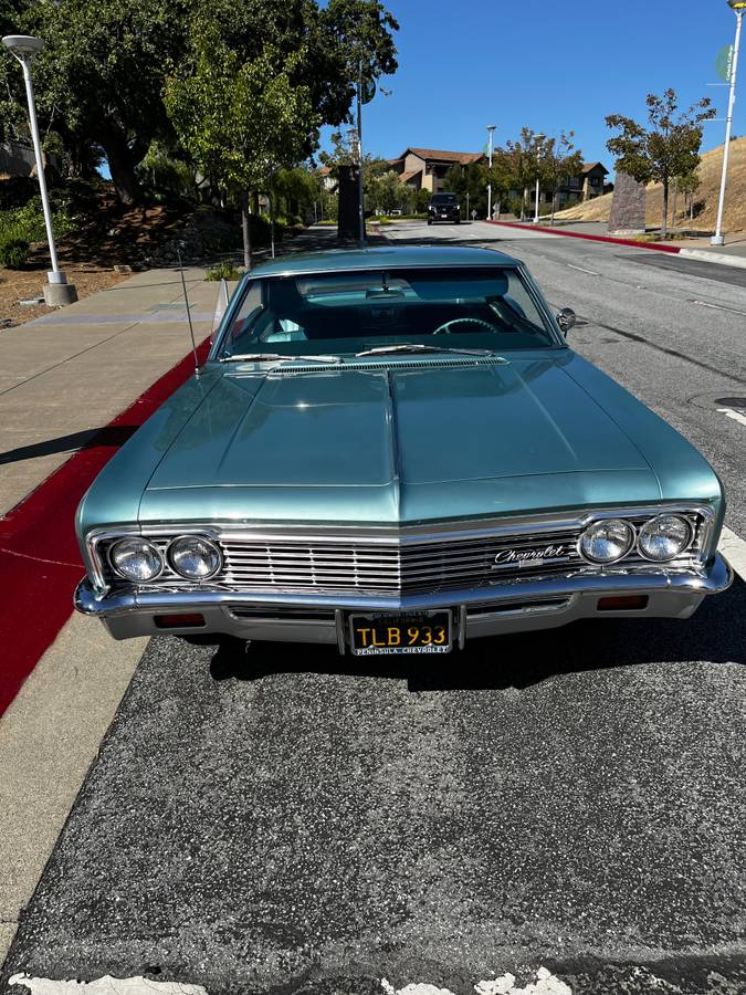 Chevrolet-impala-1966-blue-8