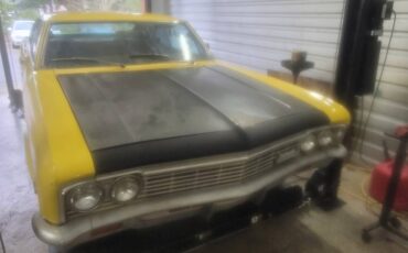Chevrolet-impala-1966-yellow-1