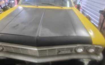 Chevrolet-impala-1966-yellow-2