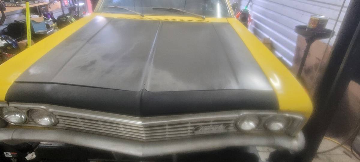 Chevrolet-impala-1966-yellow-2