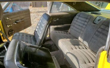 Chevrolet-impala-1966-yellow-3