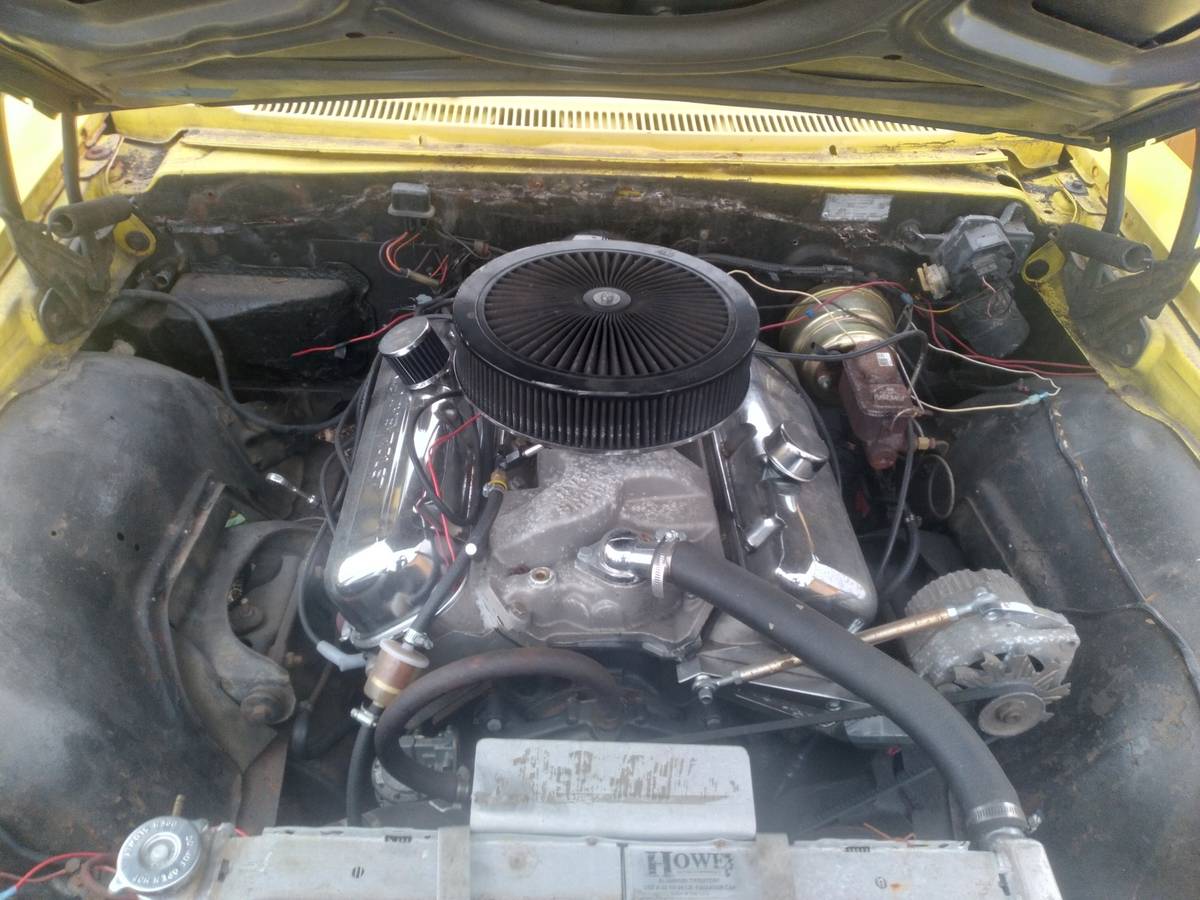 Chevrolet-impala-1966-yellow-8