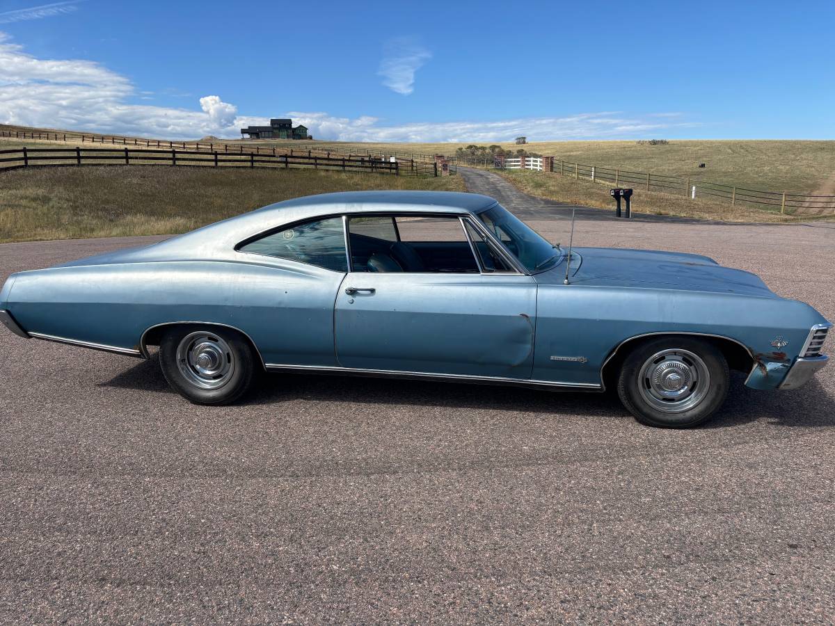 Chevrolet-impala-1967-blue-12