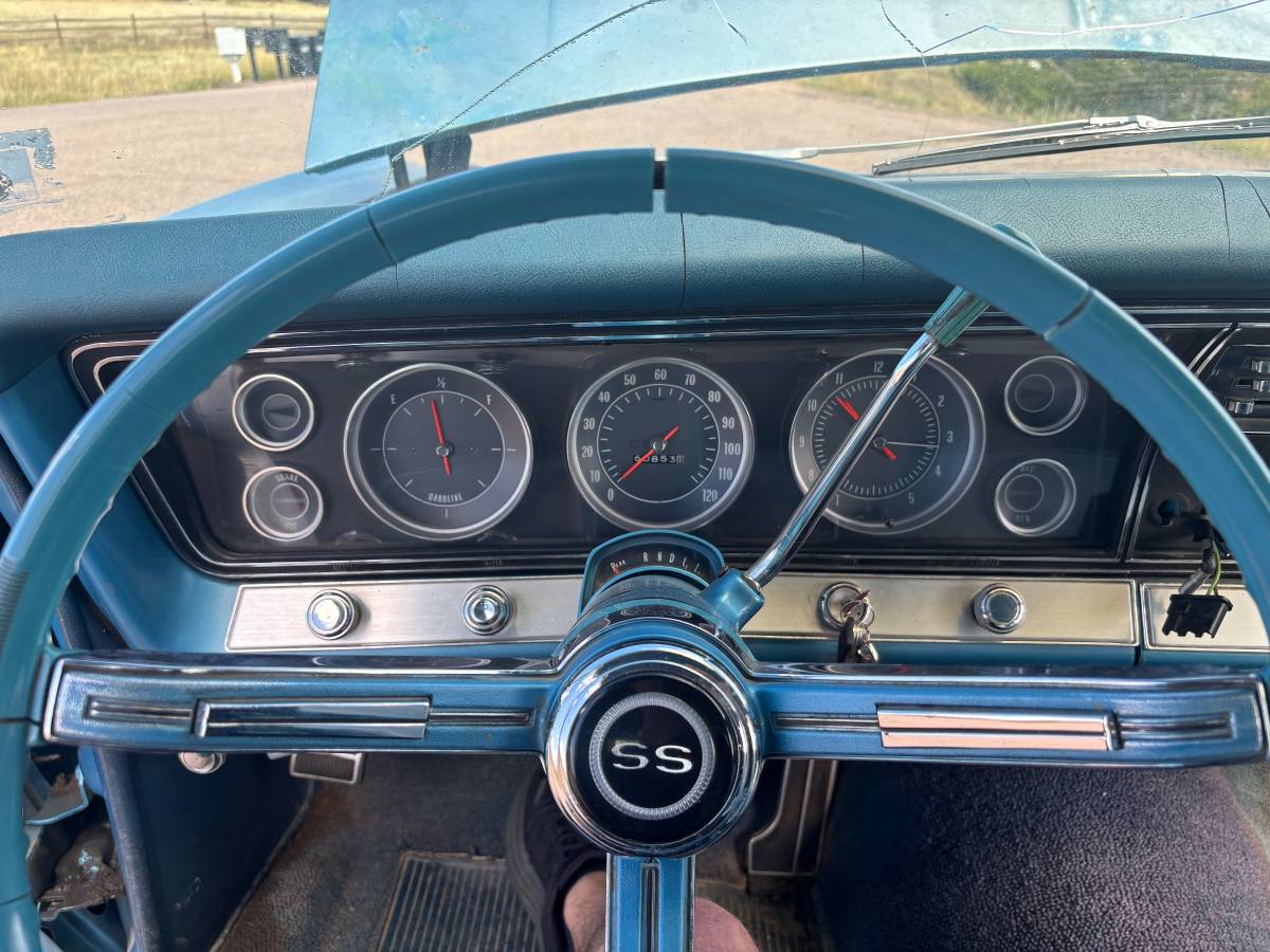 Chevrolet-impala-1967-blue-4