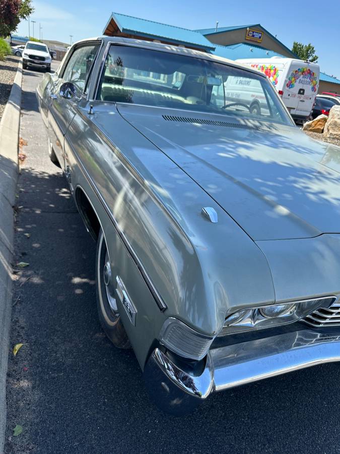 Chevrolet-impala-1968-grey-4
