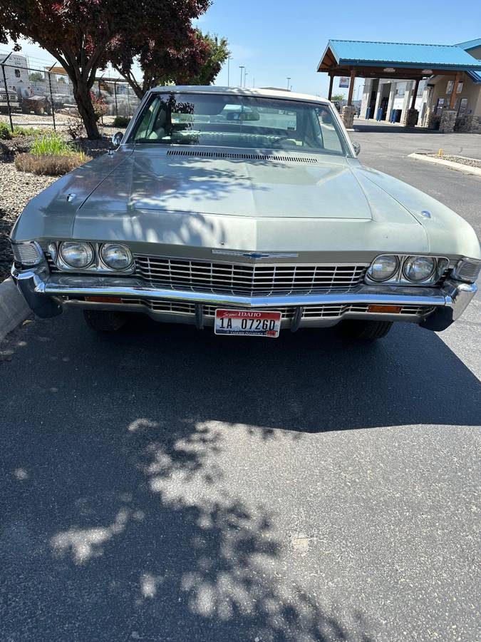 Chevrolet-impala-1968-grey