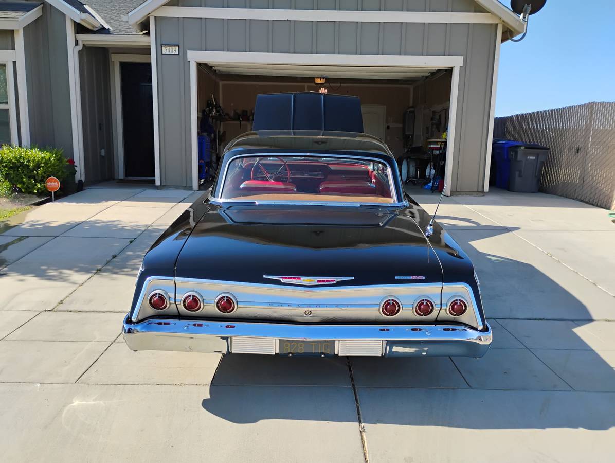 Chevrolet-impala-ss-1962-black-6