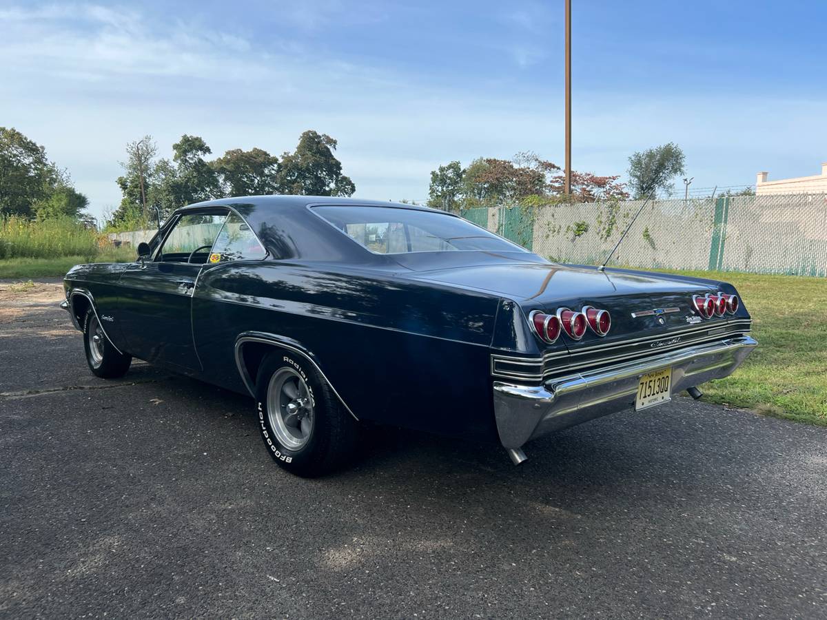 Chevrolet-impala-ss-1965-blue-14