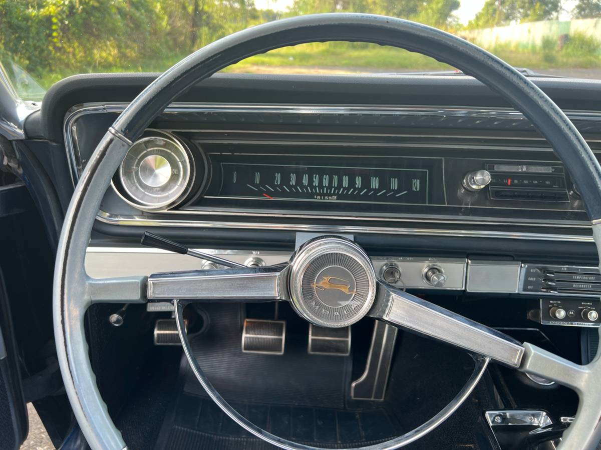 Chevrolet-impala-ss-1965-blue-16