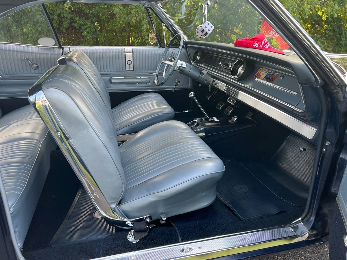 Chevrolet-impala-ss-1965-blue-21