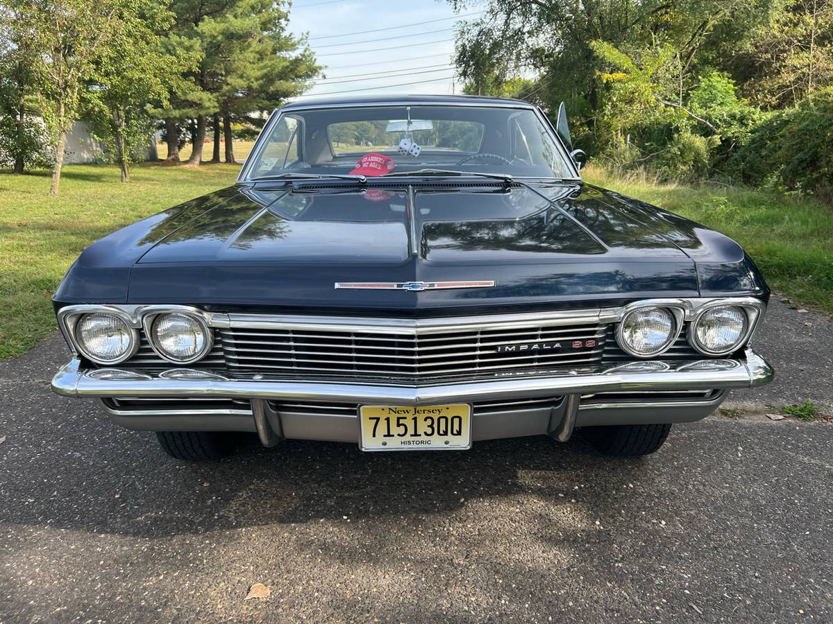 Chevrolet-impala-ss-1965-blue-26