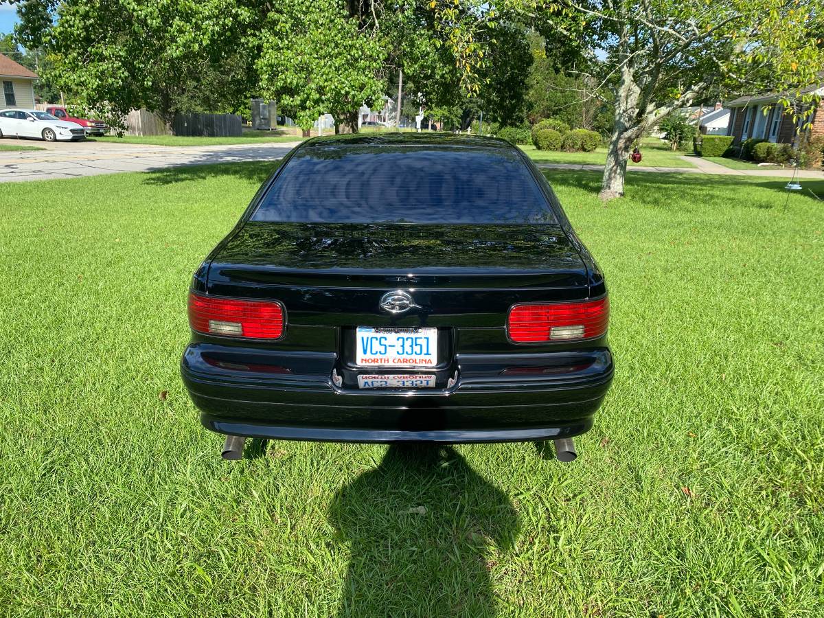 Chevrolet-impala-ss-1996-black-2