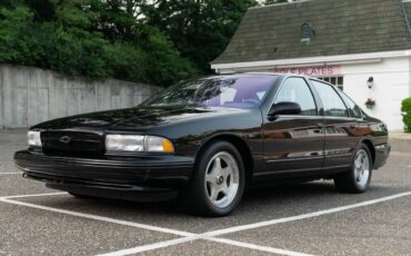 Chevrolet-impala-ss-1996-black