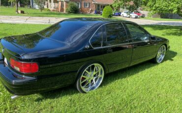 Chevrolet-impala-ss-1996-black-3
