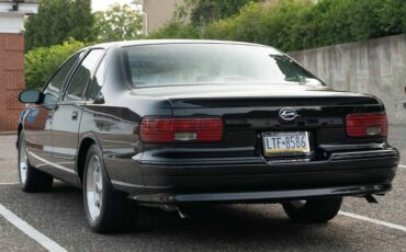 Chevrolet-impala-ss-1996-black-4
