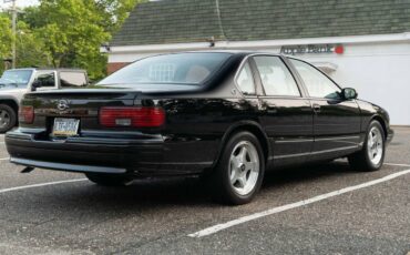 Chevrolet-impala-ss-1996-black-5