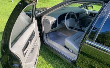Chevrolet-impala-ss-1996-black-6