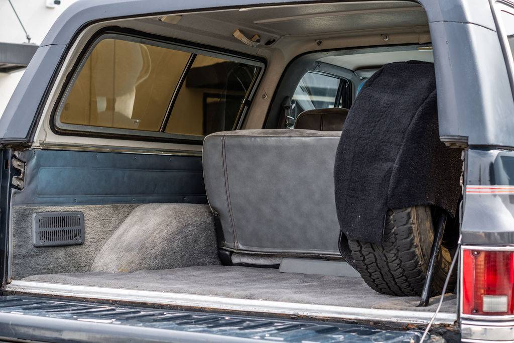 Chevrolet-jimmy-sierra-4x4-1988-21