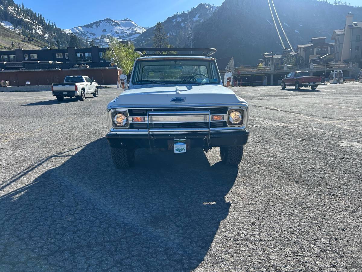 Chevrolet-k-10-4x4-1970-white-3