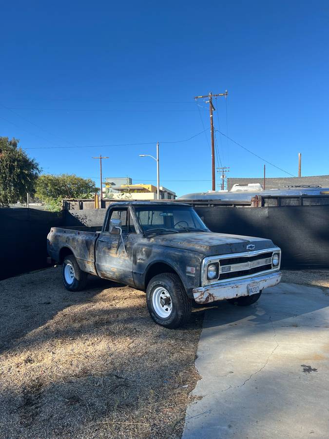 Chevrolet-k10-1970-grey-1