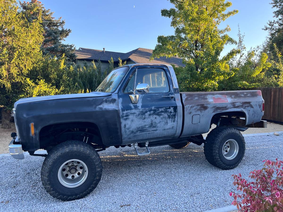 Chevrolet-k10-1978-black-2