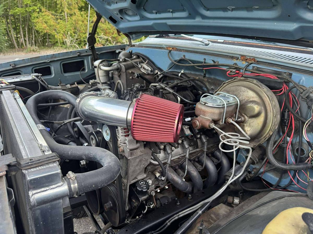 Chevrolet-k10-1983-12