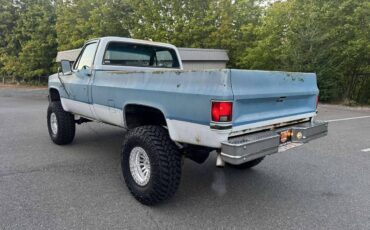Chevrolet-k10-1983-3