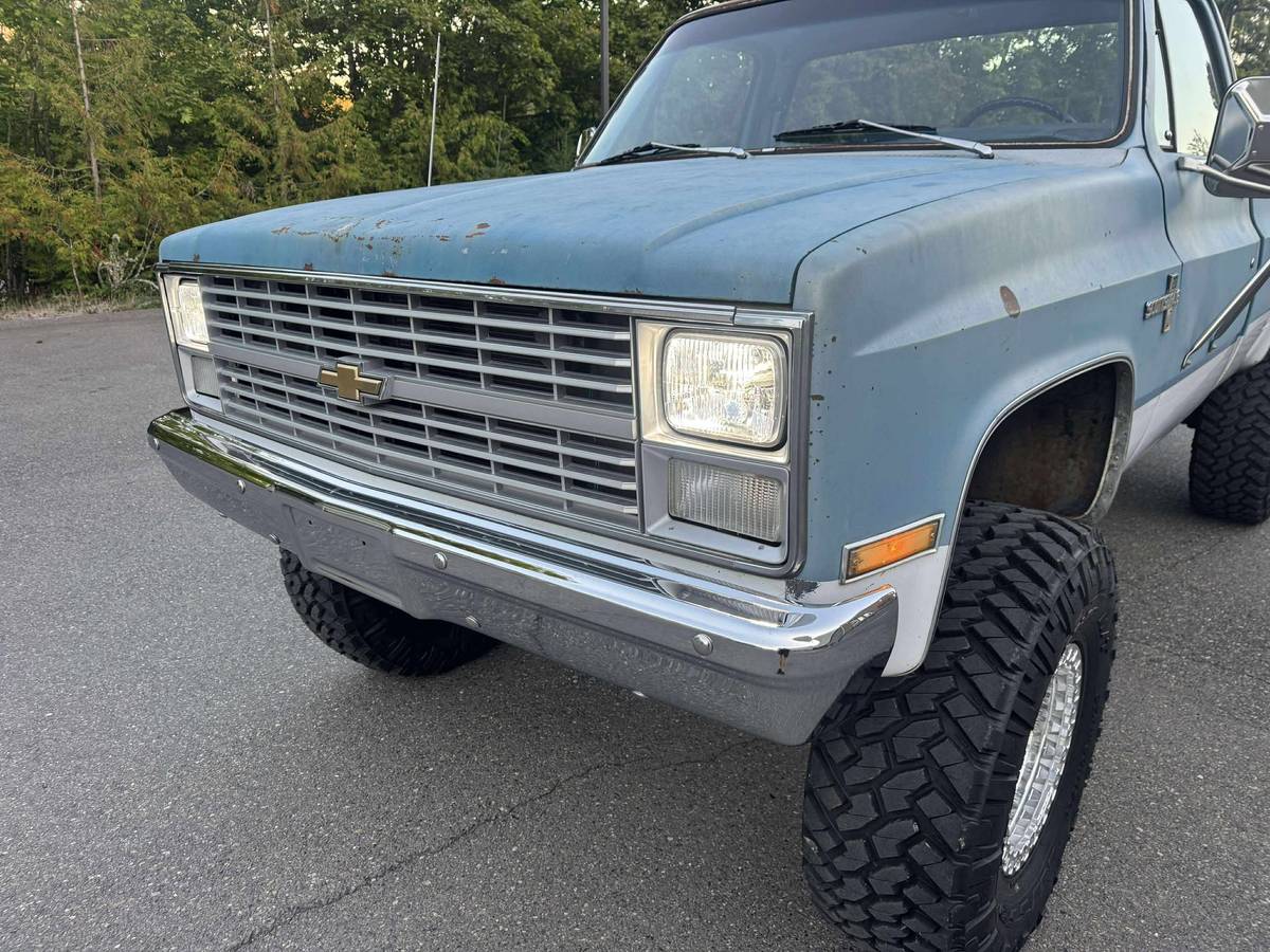 Chevrolet-k10-1983-5