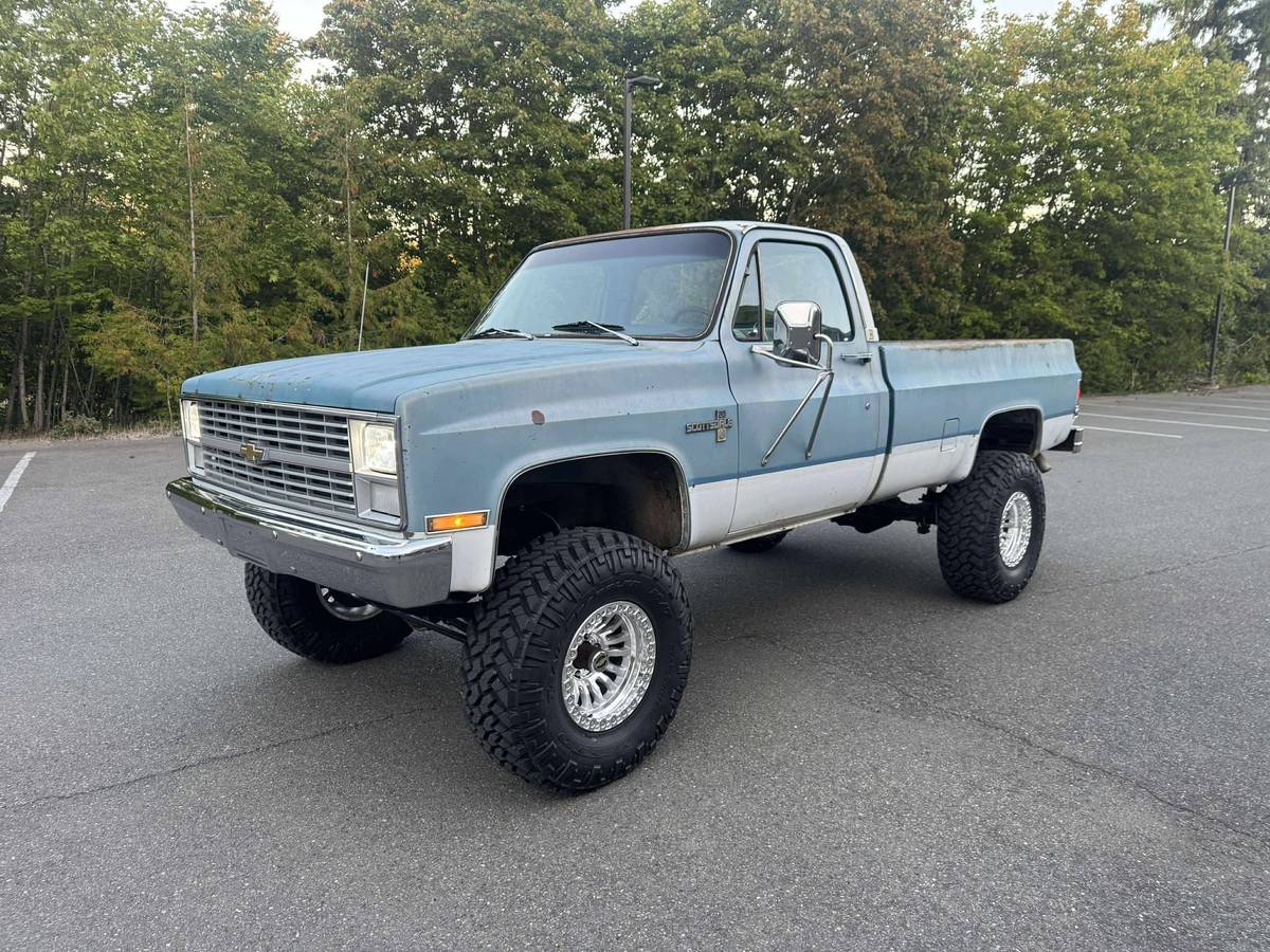 Chevrolet-k10-1983