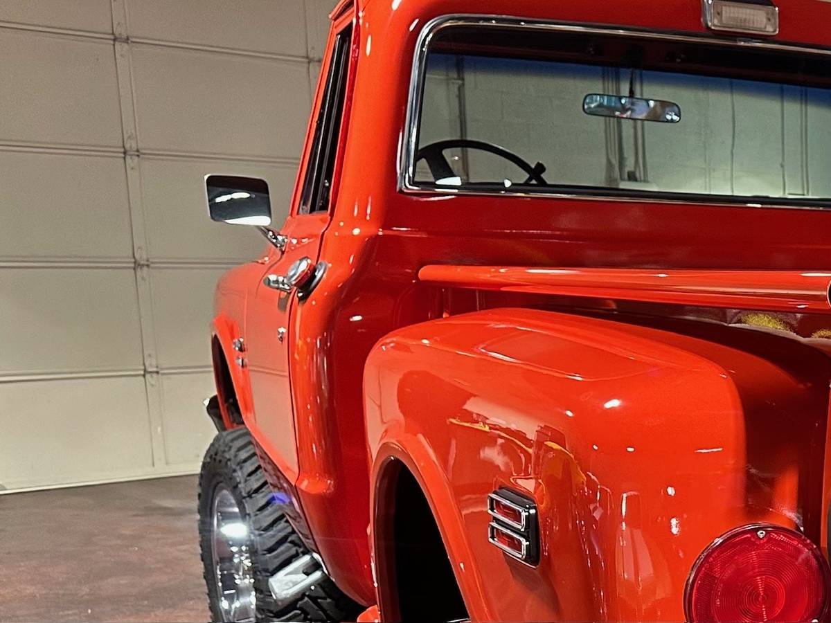 Chevrolet-k10-4x4-1970-red-13