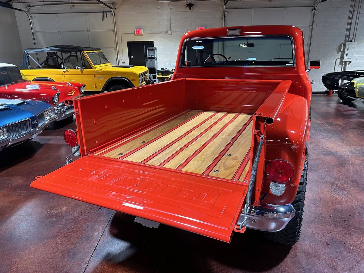 Chevrolet-k10-4x4-1970-red-14