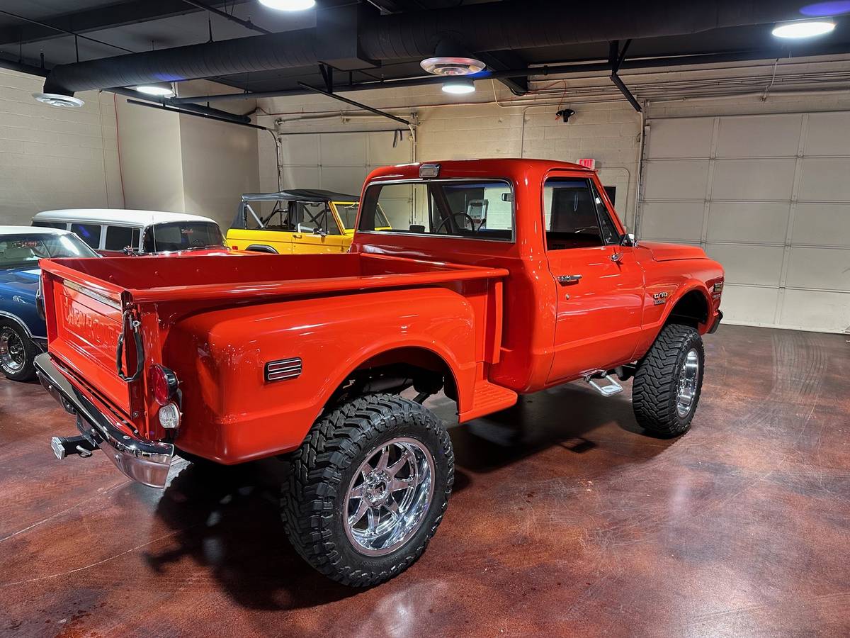 Chevrolet-k10-4x4-1970-red-15