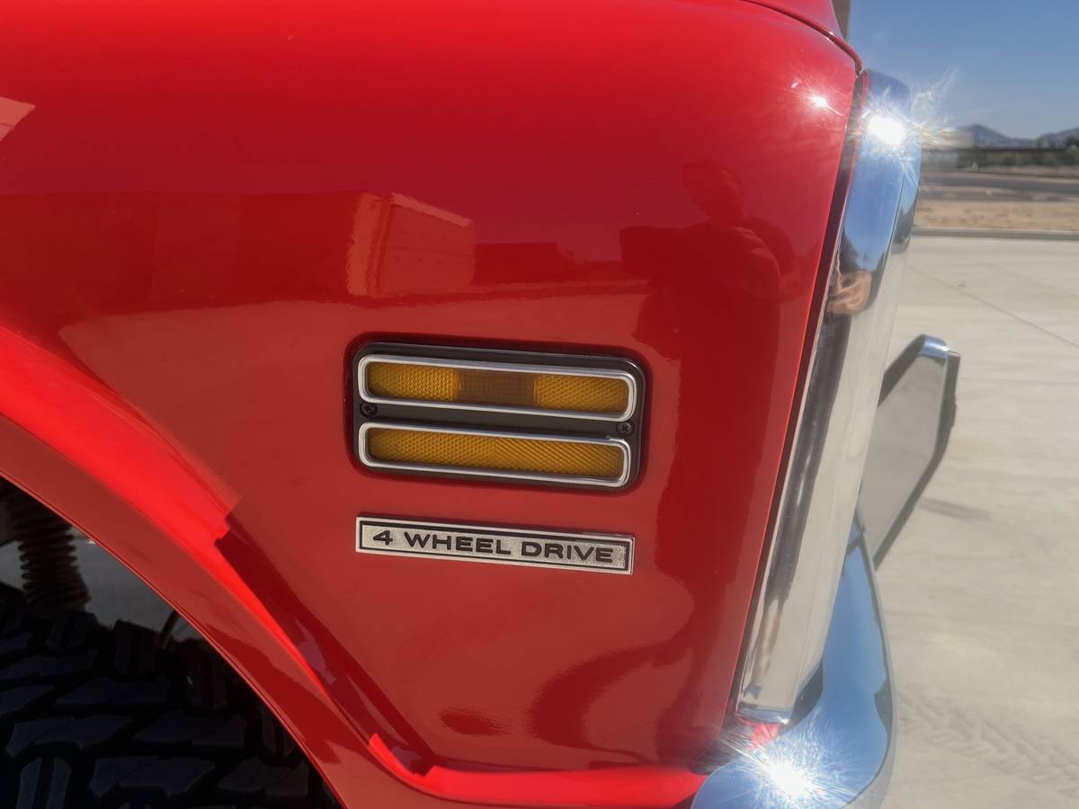 Chevrolet-k10-4x4-1970-red-16