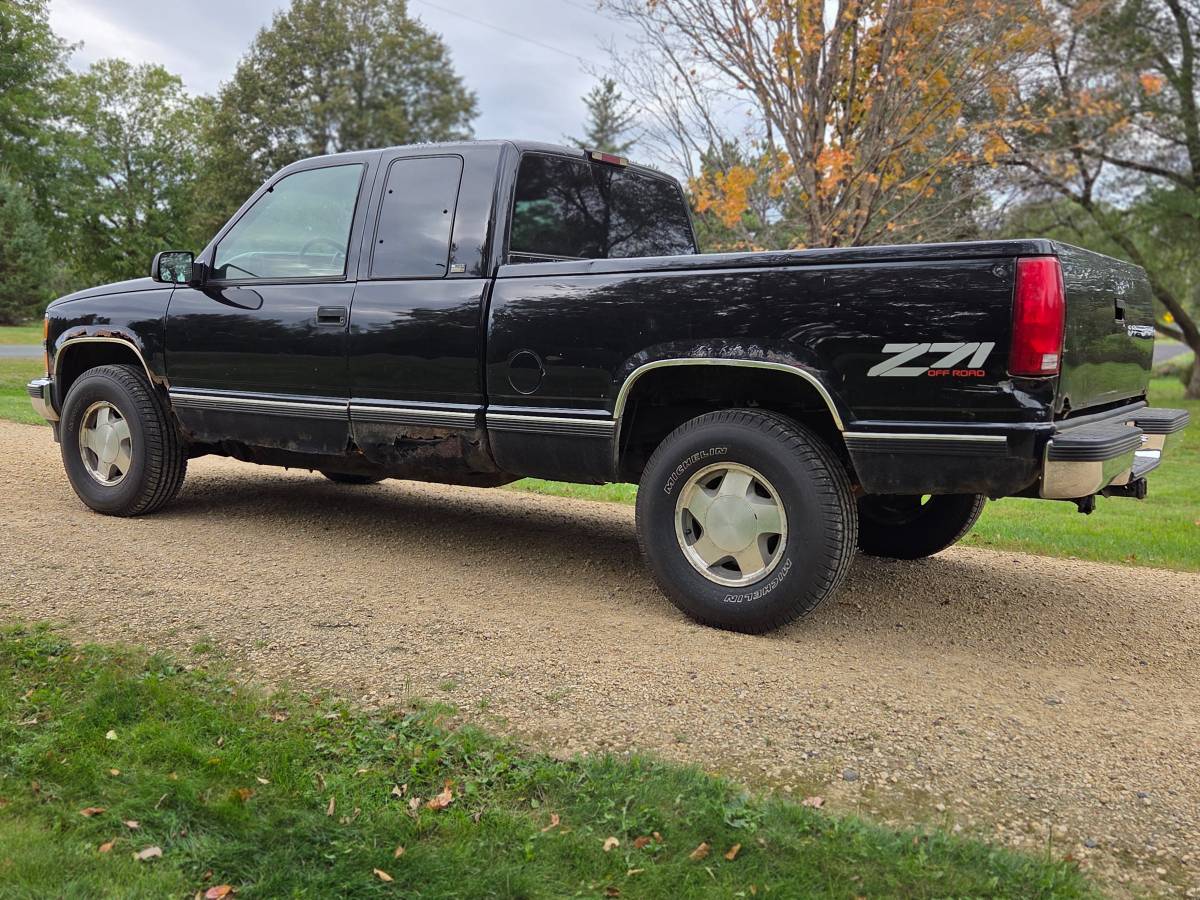 Chevrolet-k1500-4x4-extended-cab-1996-black-7