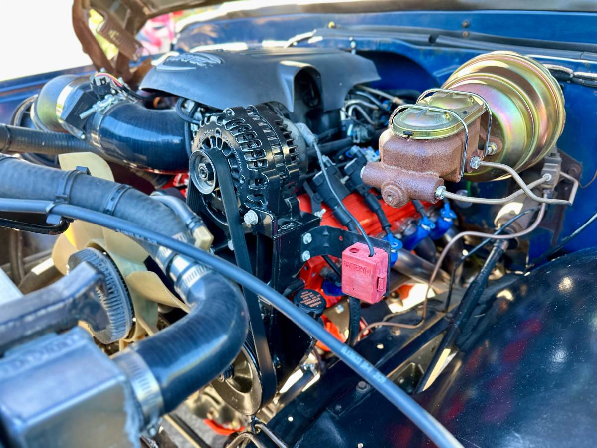 Chevrolet-k20-1968-blue-14