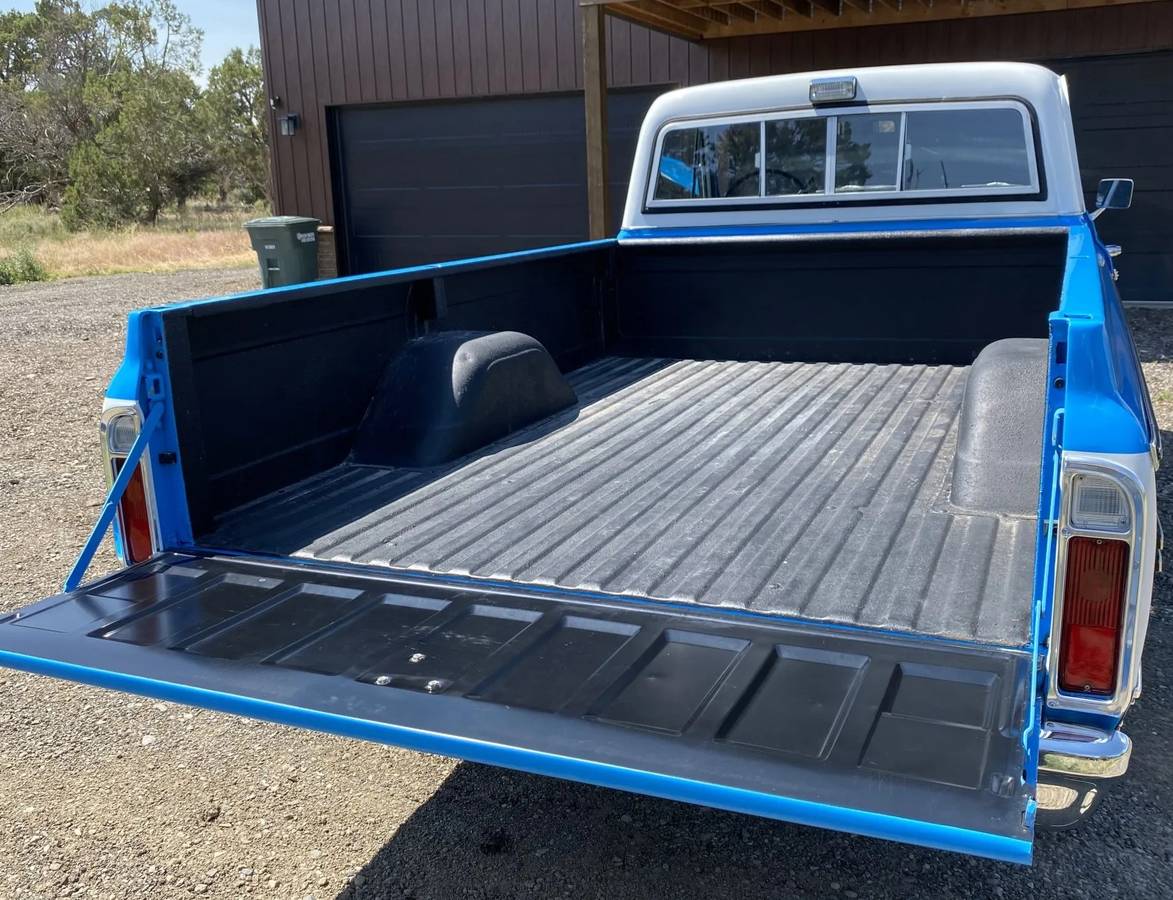 Chevrolet-k20-1972-black-6
